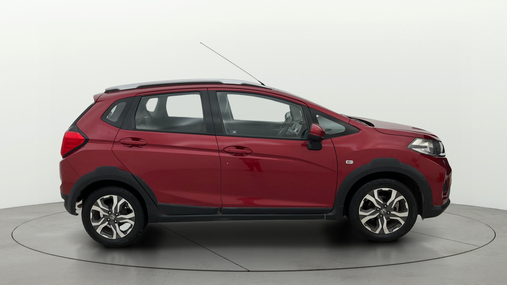View 2018 Honda WR-V S MT Diesel Edge Edition Image 26 Used 2018 Honda WR-V S MT Diesel Edge Edition Image 26