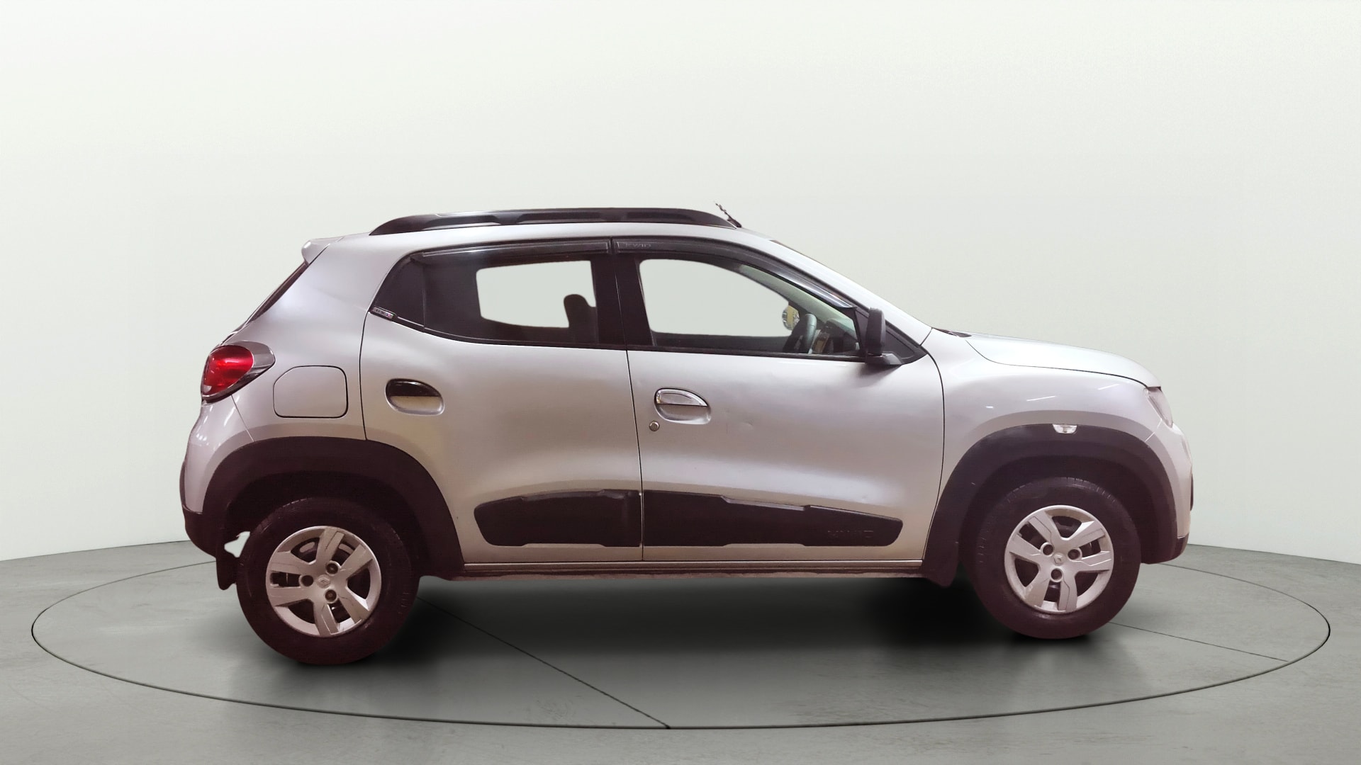 View 2016 Renault Kwid RXT 1.0 Image 8 Used 2016 Renault Kwid RXT 1.0 Image 8