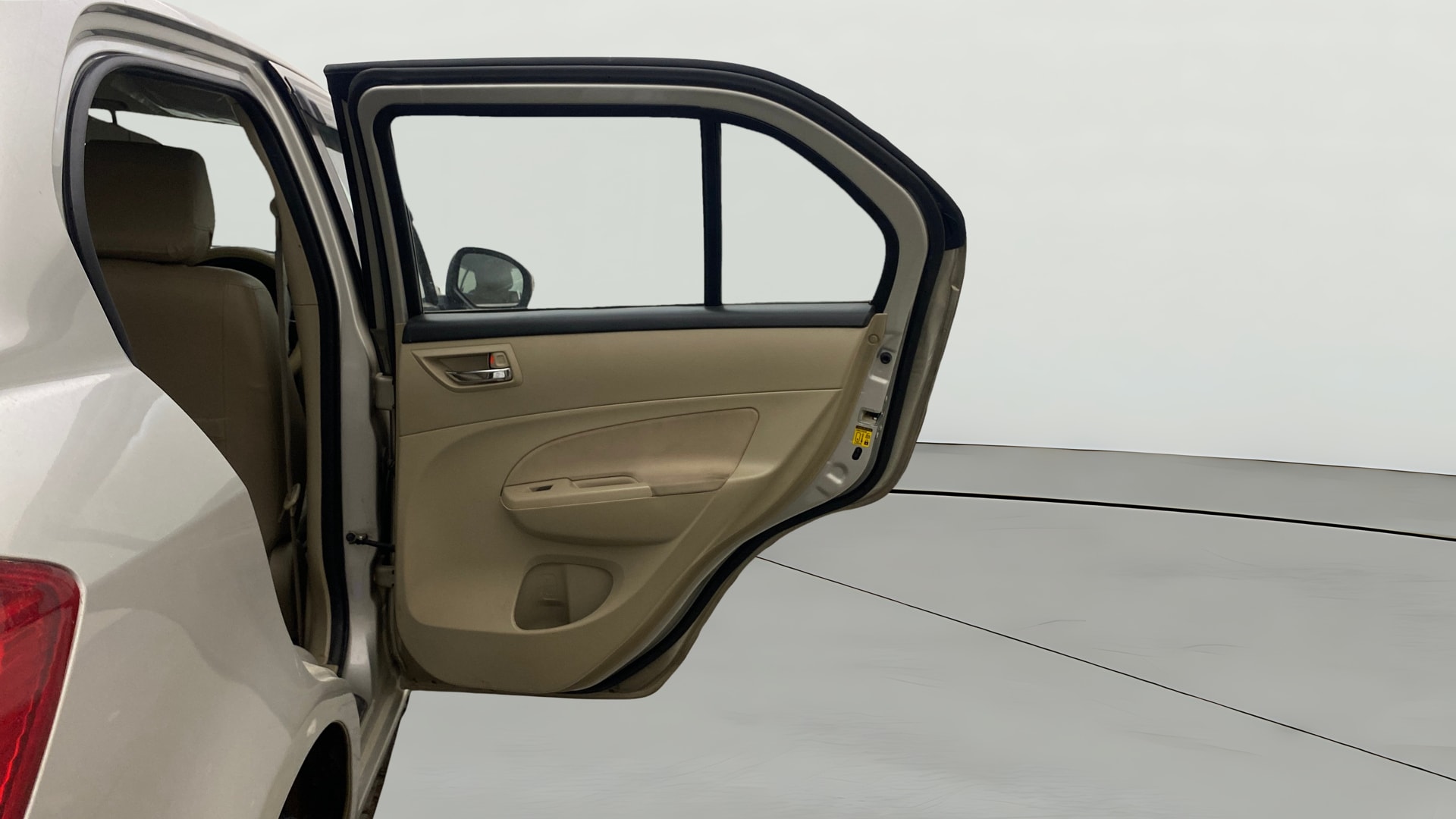 View 2015 Maruti Suzuki 1000 Base Variant Image 7 Used 2015 Maruti Suzuki 1000 Base Variant Image 7