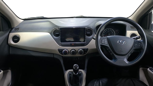 View Hyundai Grand i10 Image 30 Used Hyundai Grand i10 Image 30