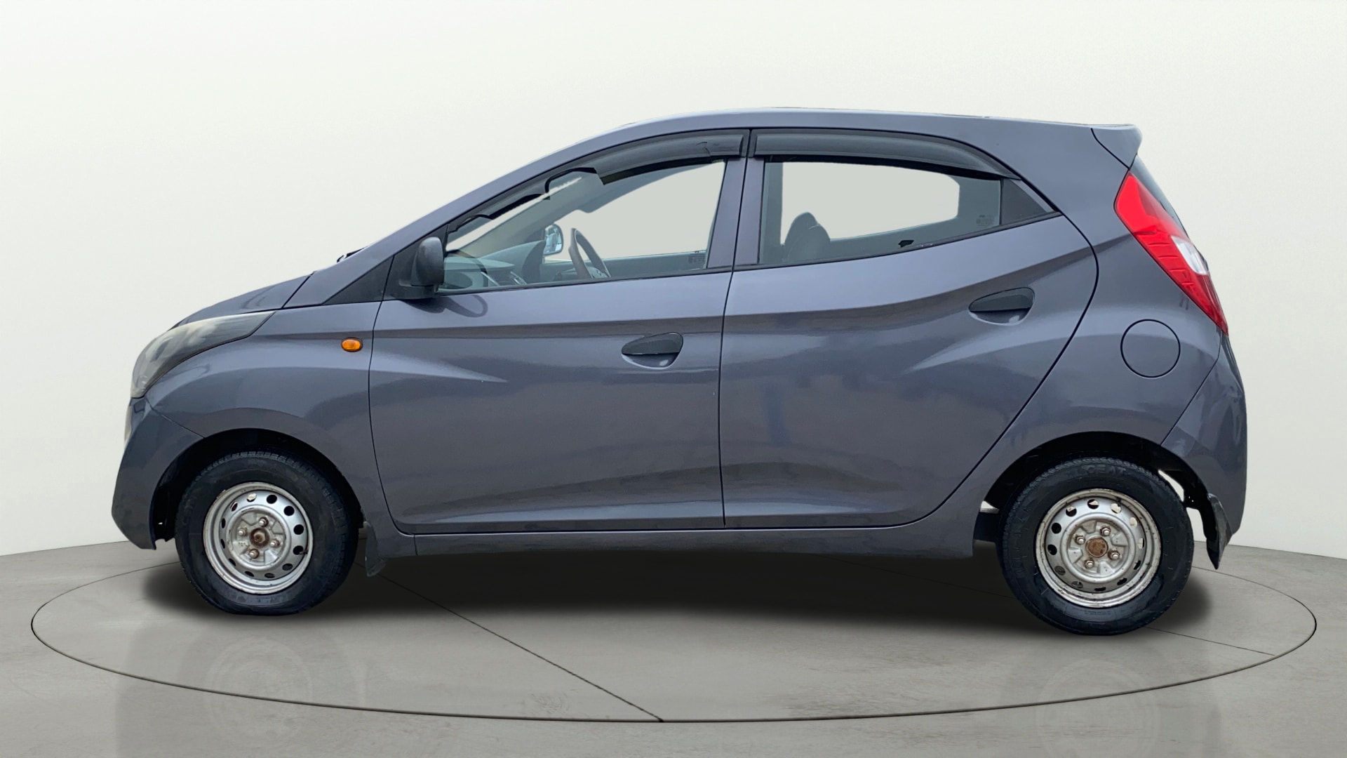 View 2015 Hyundai EON Era Plus Image 5 Used 2015 Hyundai EON Era Plus Image 5