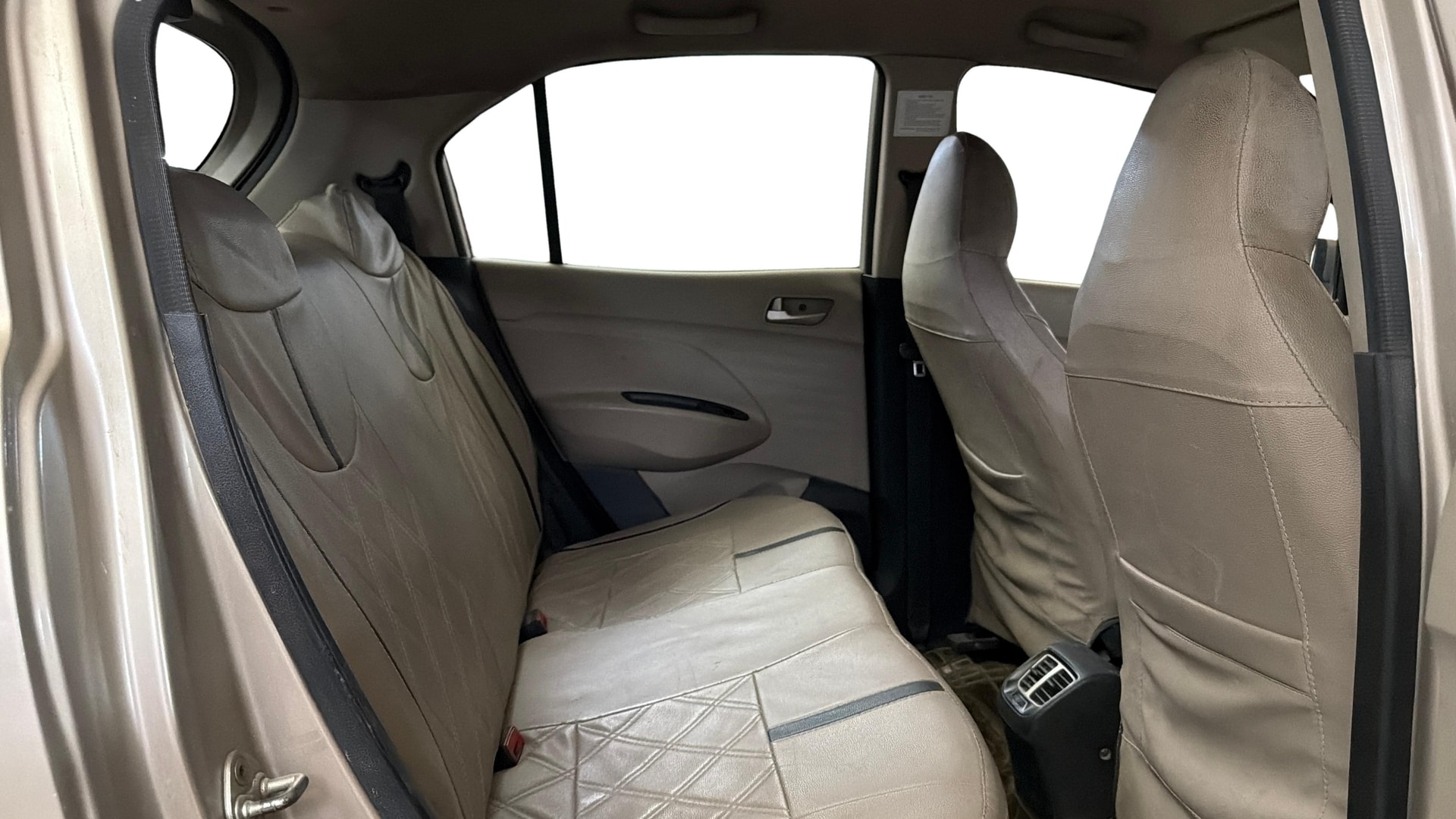 View 2018 Hyundai New Santro Magna CNG Image 28 Used 2018 Hyundai New Santro Magna CNG Image 28