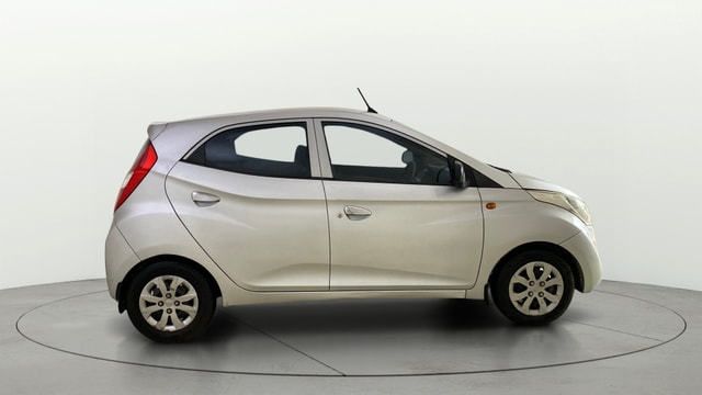 View Hyundai EON Image 8 Used Hyundai EON Image 8