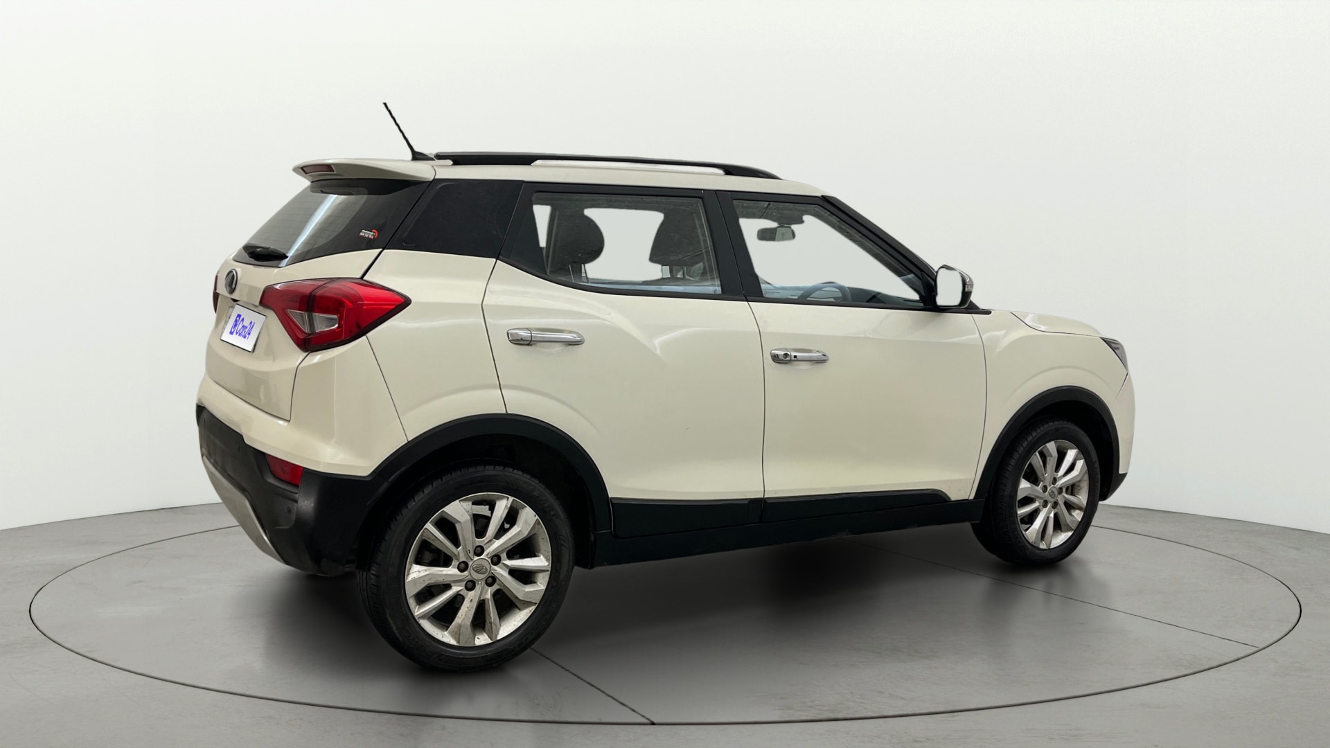 View 2019 Mahindra XUV300 W4 Petrol BS IV Image 45 Used 2019 Mahindra XUV300 W4 Petrol BS IV Image 45
