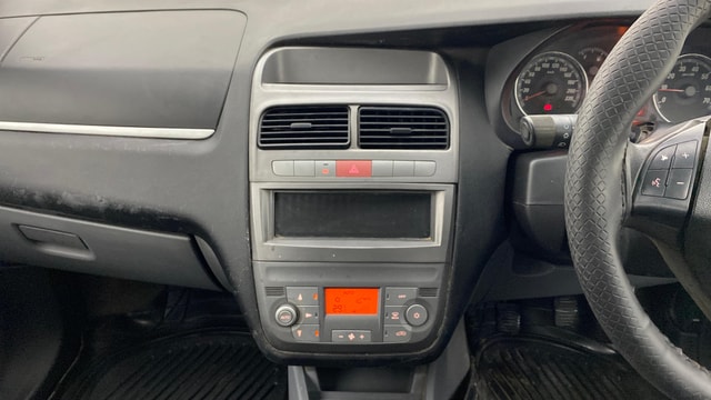 View Fiat Grande Punto Image 31 Used Fiat Grande Punto Image 31