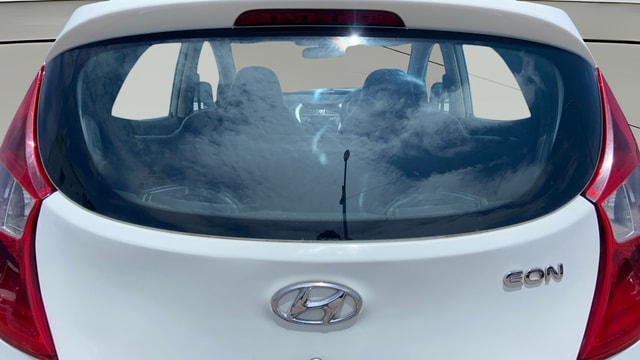 View Hyundai EON Image 4 Used Hyundai EON Image 4