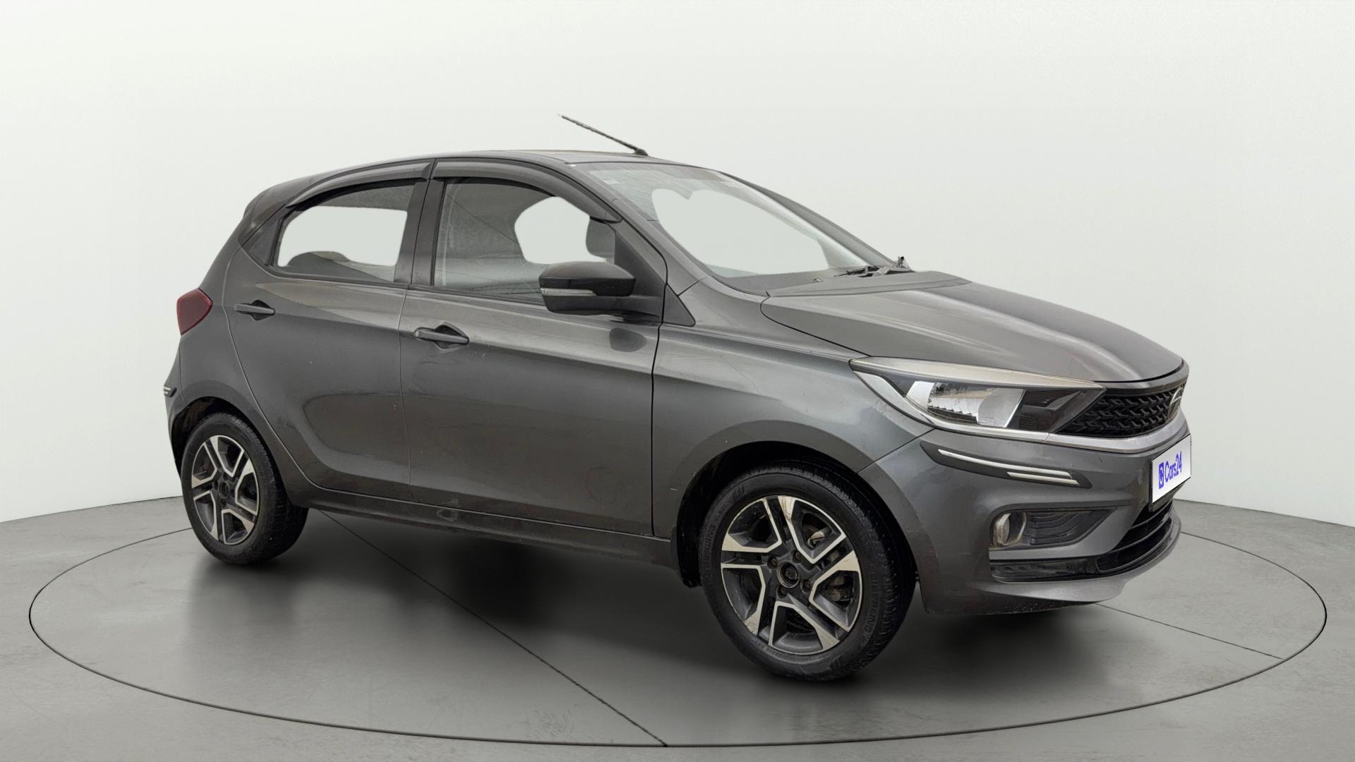 View 2020 Tata Tiago Revotorq XB Image 21 Used 2020 Tata Tiago Revotorq XB Image 21