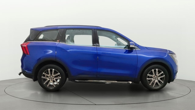 View Mahindra XUV700 Image 9 Used Mahindra XUV700 Image 9