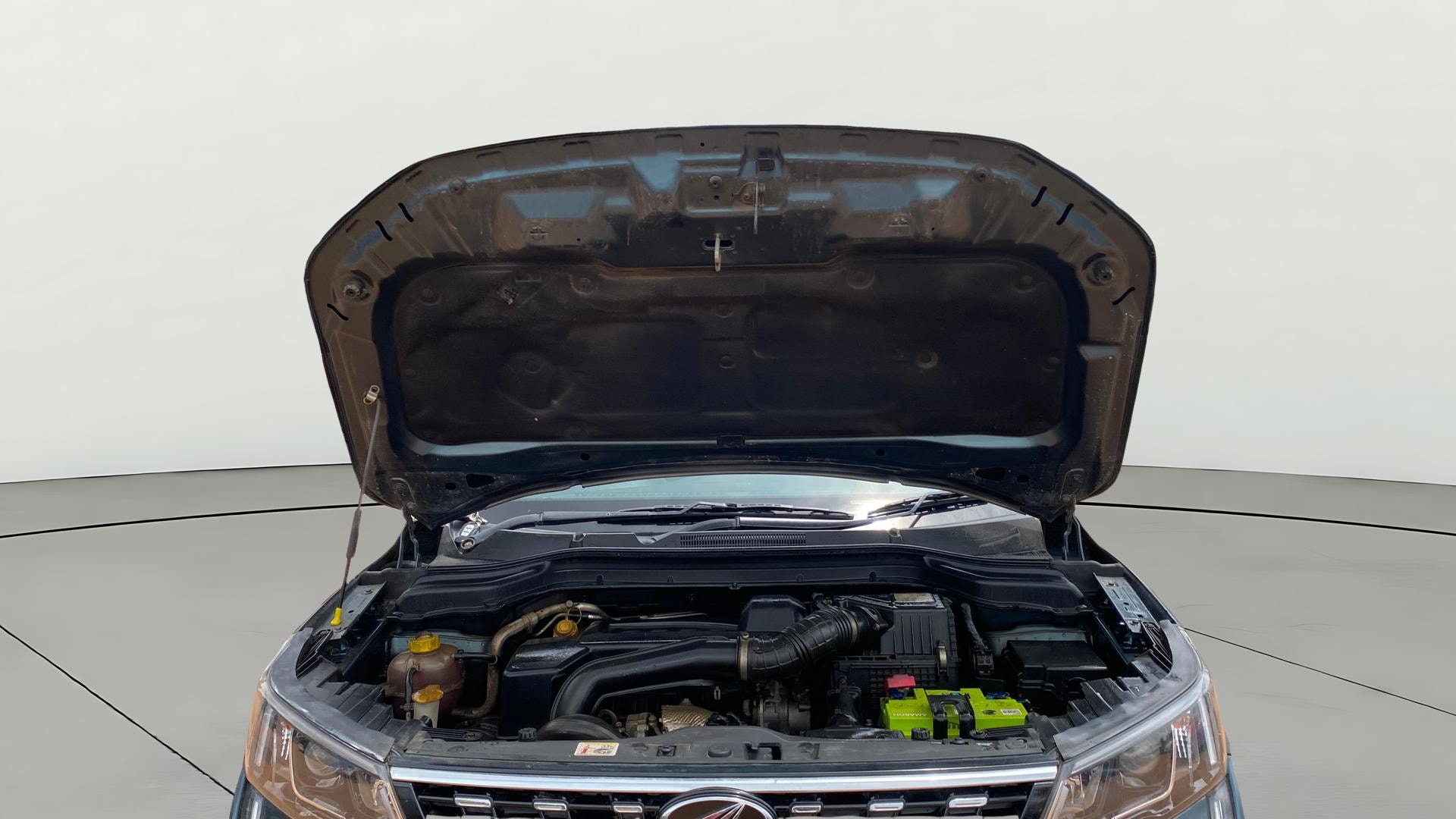 View 2019 Mahindra XUV300 W4 Petrol BS IV Image 33 Used 2019 Mahindra XUV300 W4 Petrol BS IV Image 33