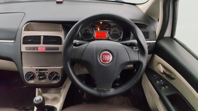 View Fiat Linea Image 20 Used Fiat Linea Image 20