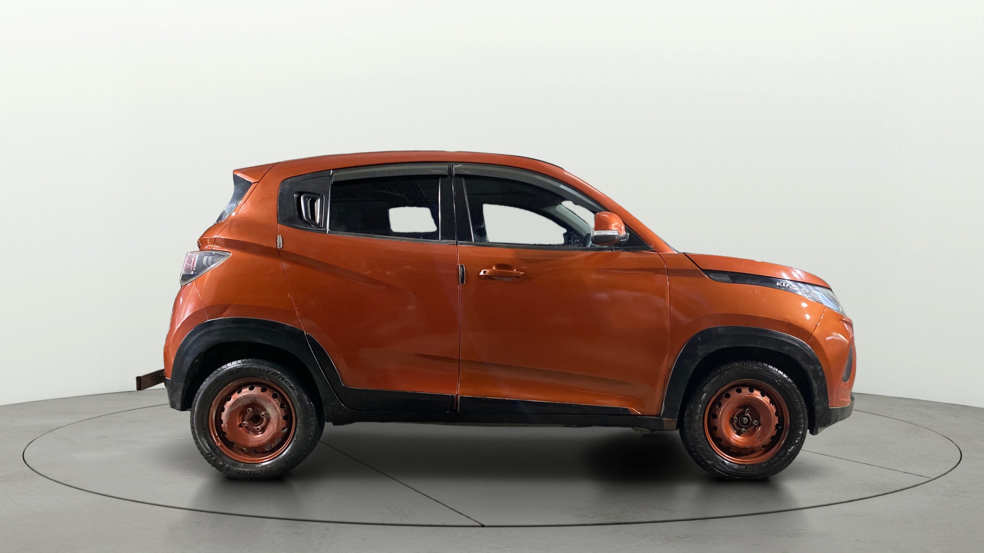 Used 2018 Mahindra KUV100 Used 2018 Mahindra KUV100