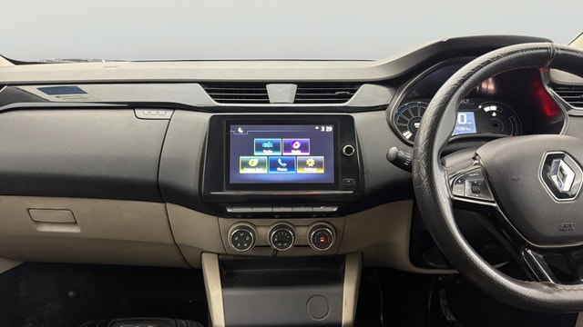 View Renault Triber Image 18 Used Renault Triber Image 18