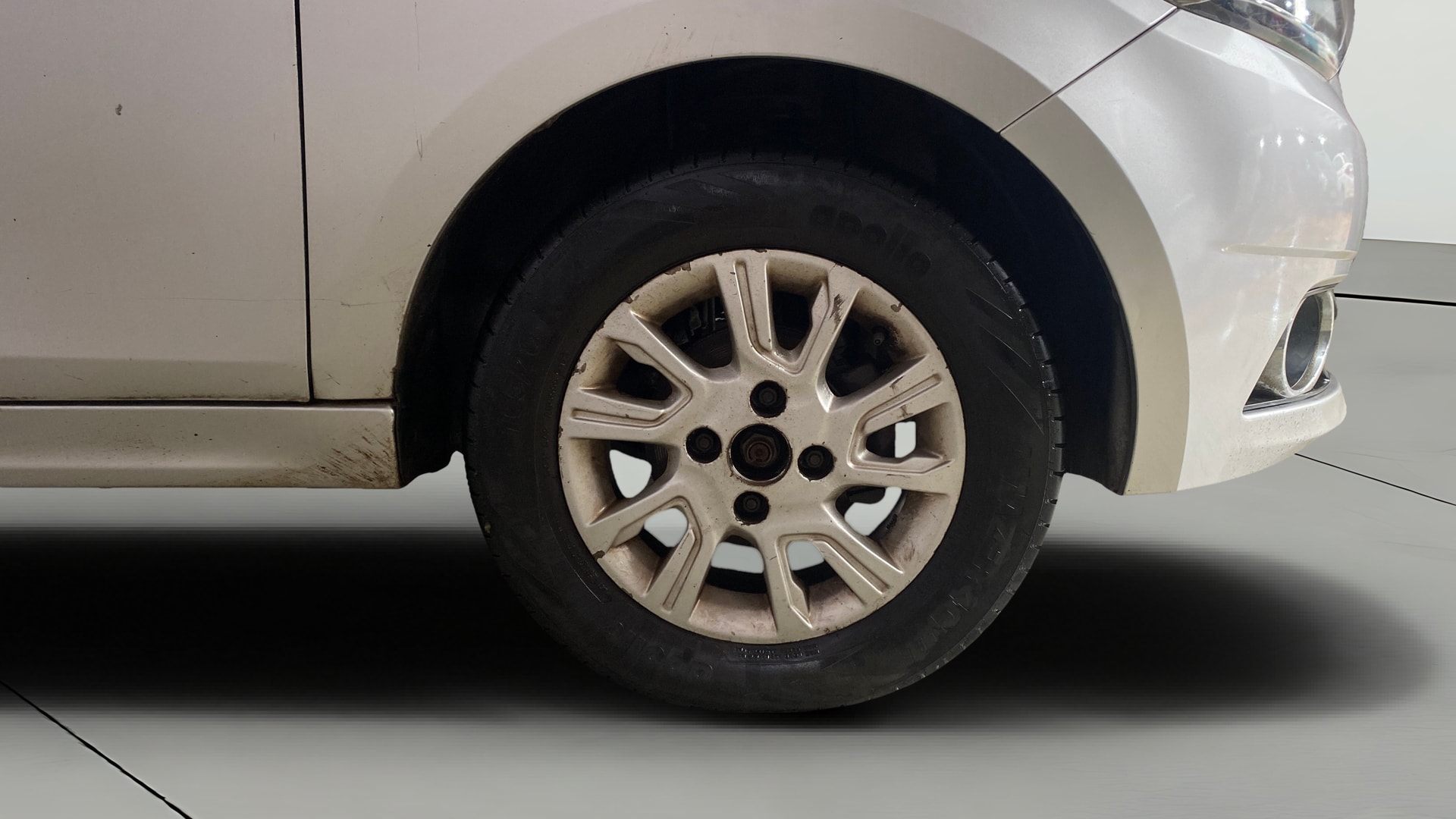View 2016 Tata Tiago Revotorq XB Image 39 Used 2016 Tata Tiago Revotorq XB Image 39