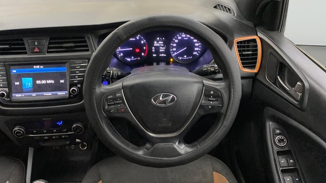 View Hyundai i20 Active Image 12 Used Hyundai i20 Active Image 12
