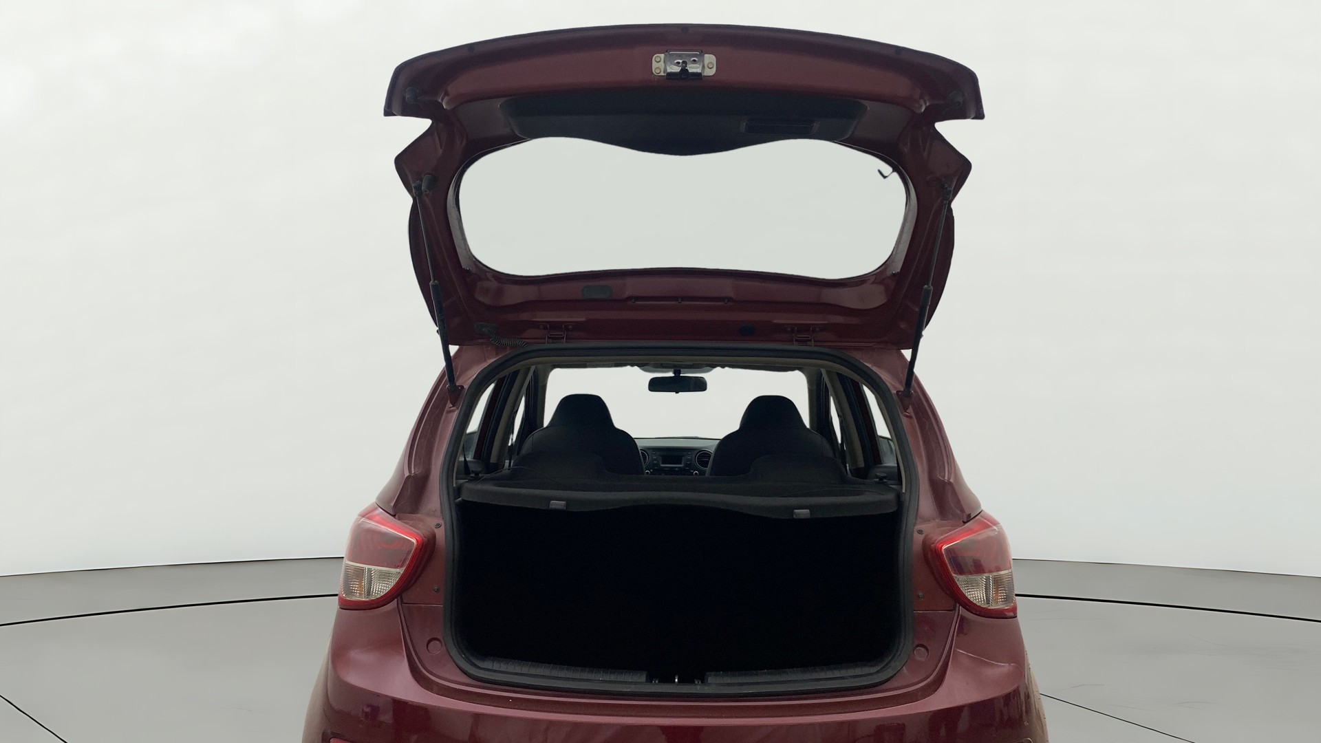 View 2016 Hyundai Grand i10 Sportz 1.2 Kappa Image 16 Used 2016 Hyundai Grand i10 Sportz 1.2 Kappa Image 16