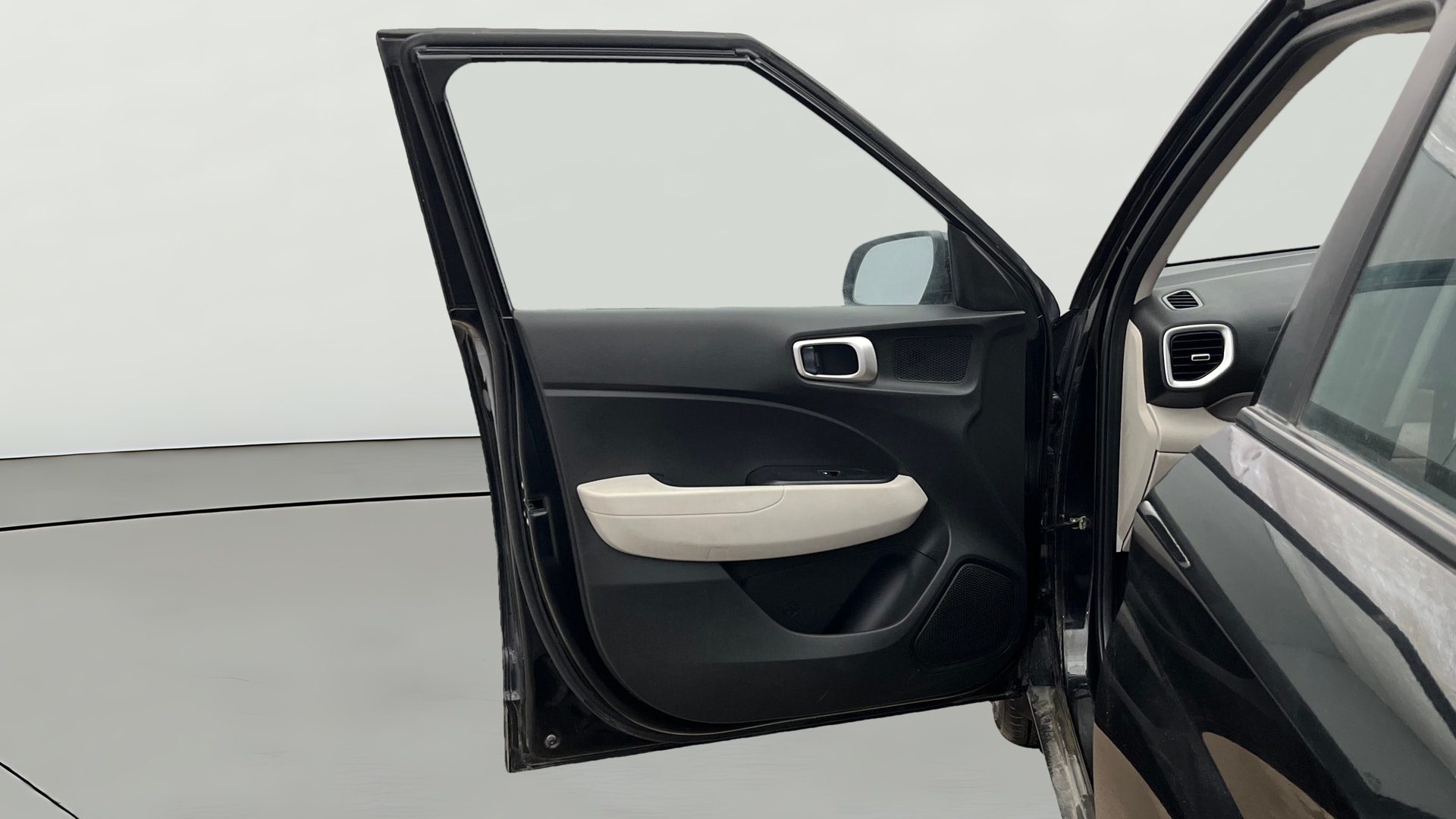 View 2022 Hyundai Venue S 1.2 Petrol Image 35 Used 2022 Hyundai Venue S 1.2 Petrol Image 35