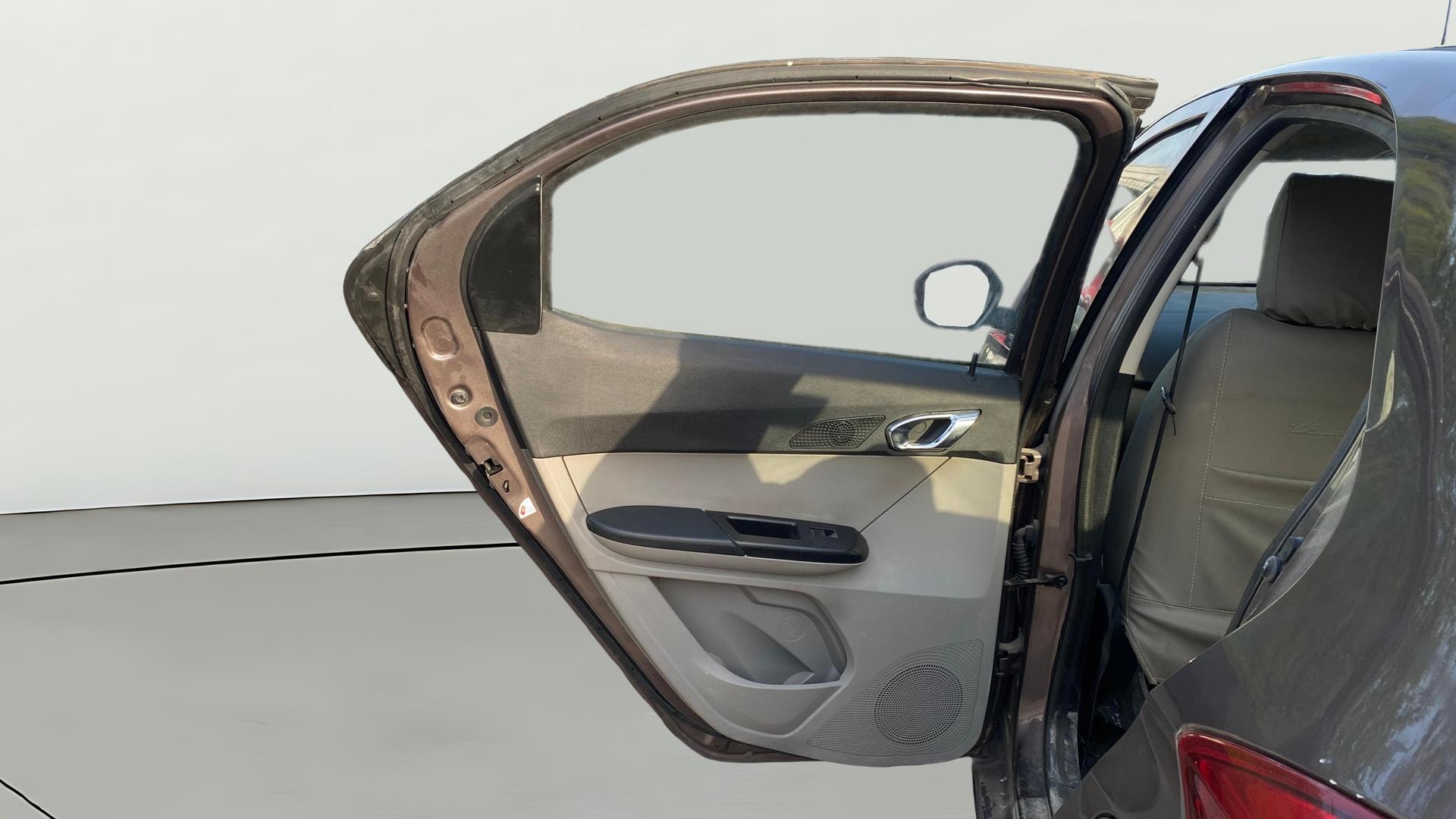 View 2018 Tata Tiago Revotorq XB Image 22 Used 2018 Tata Tiago Revotorq XB Image 22