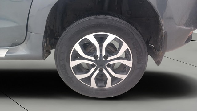 View Nissan Terrano Image 7 Used Nissan Terrano Image 7