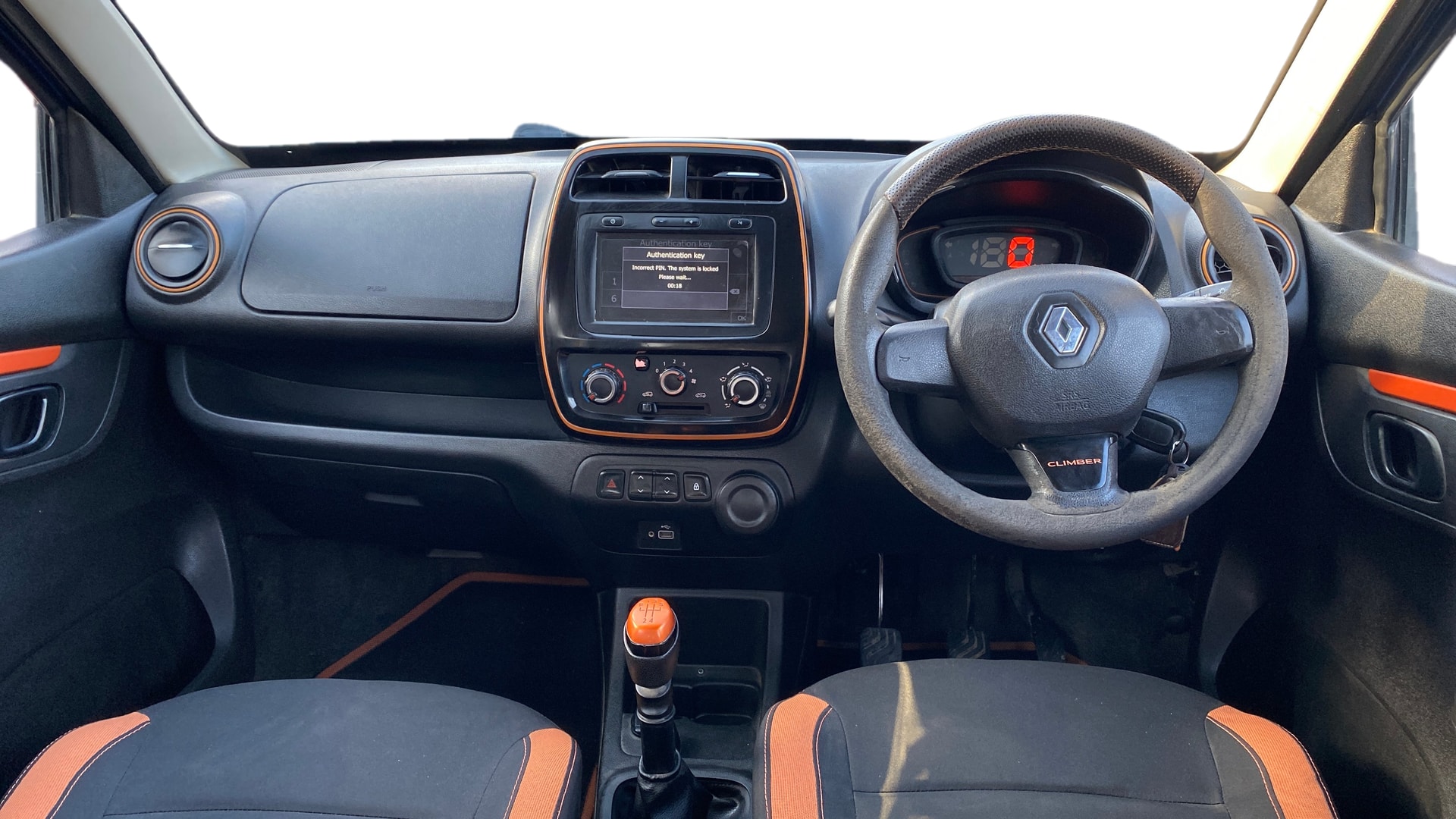 View 2019 Renault Kwid RXT 1.0 Driver Airbag Option Image 15 Used 2019 Renault Kwid RXT 1.0 Driver Airbag Option Image 15