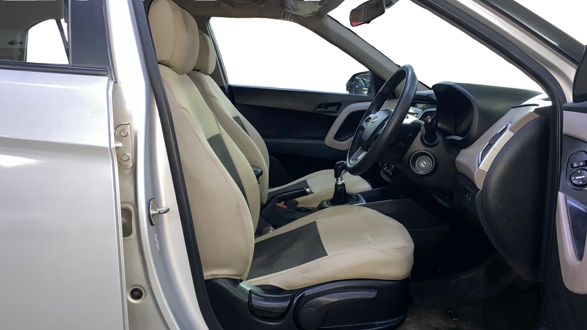 View 2018 Hyundai Creta 1.6 E Plus Petrol Image 19 Used 2018 Hyundai Creta 1.6 E Plus Petrol Image 19