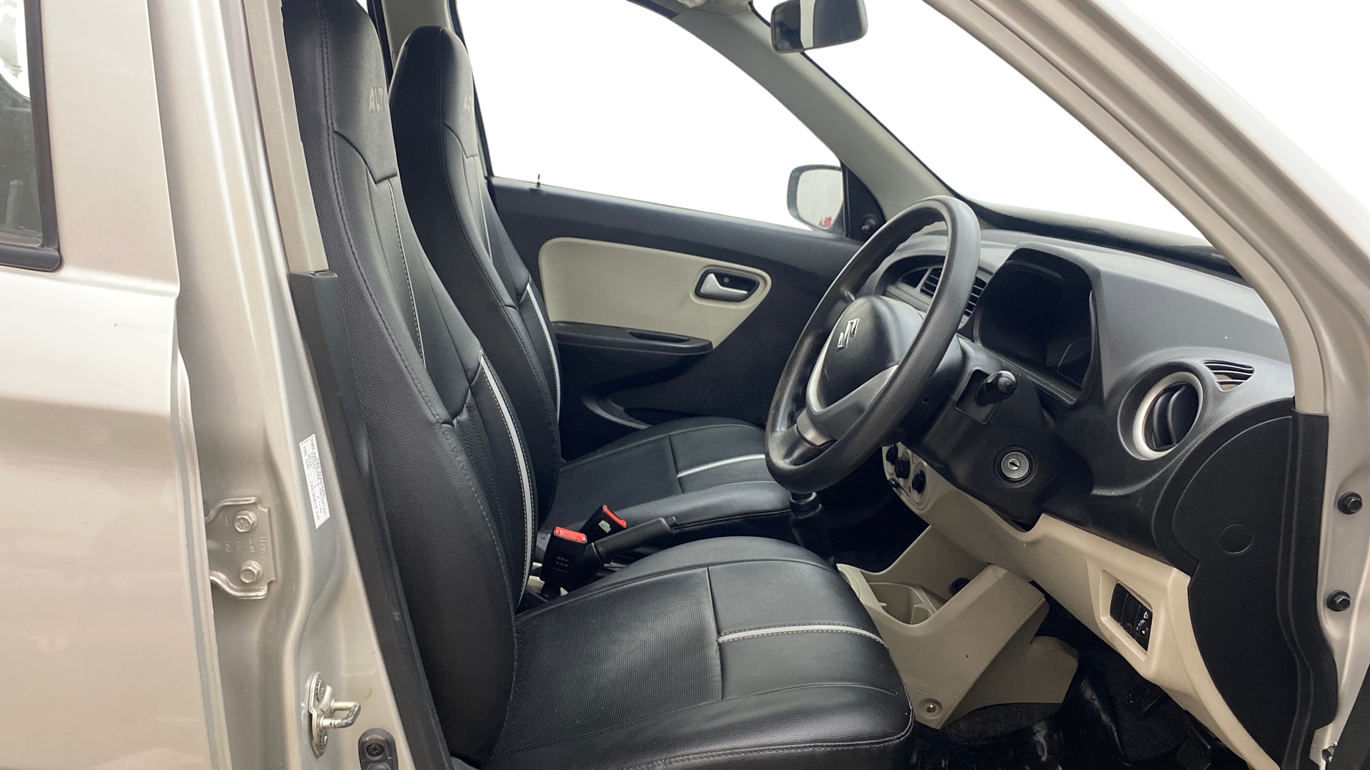 View 2023 Maruti Suzuki 1000 Base Variant Image 25 Used 2023 Maruti Suzuki 1000 Base Variant Image 25