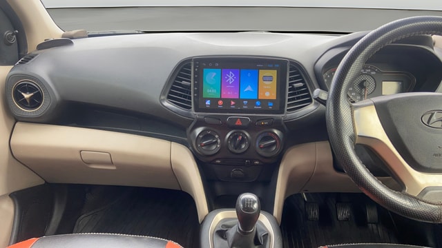 View Hyundai New Santro Image 17 Used Hyundai New Santro Image 17