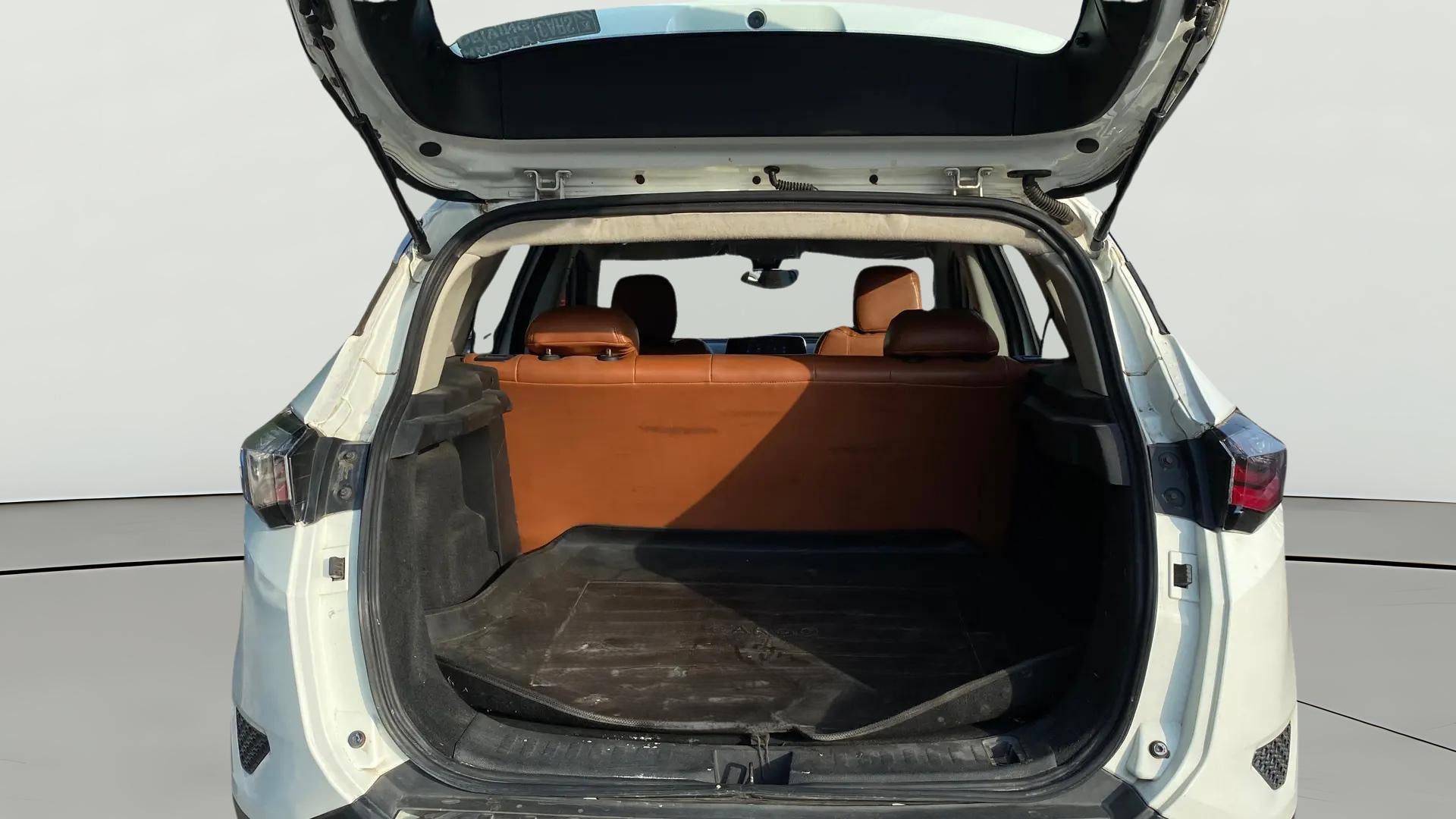 View 2021 Tata Harrier XE Image 36 Used 2021 Tata Harrier XE Image 36