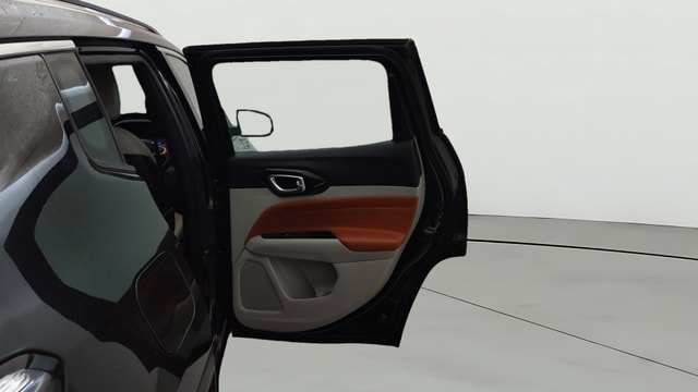 View Jeep Compass Image 8 Used Jeep Compass Image 8