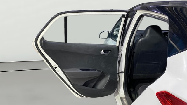 View Hyundai Grand i10 Image 22 Used Hyundai Grand i10 Image 22
