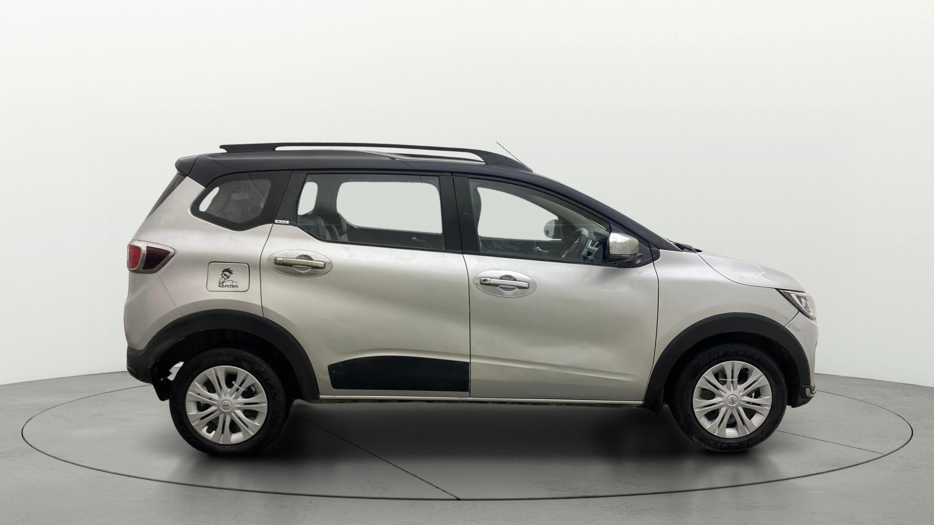 Used 2021 Renault Triber Used 2021 Renault Triber