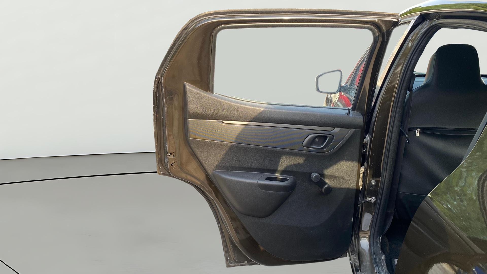 View 2019 Renault Kwid RXL Image 22 Used 2019 Renault Kwid RXL Image 22
