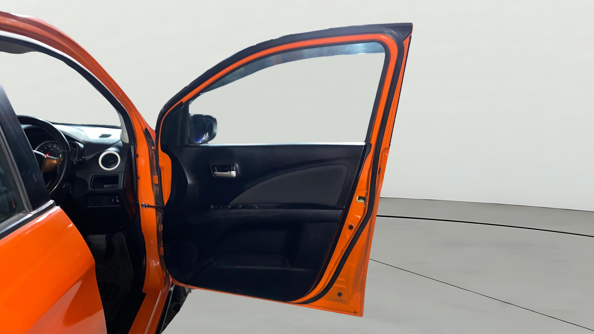 View 2019 Maruti Suzuki 1000 Base Variant Image 44 Used 2019 Maruti Suzuki 1000 Base Variant Image 44