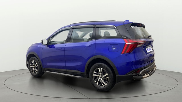 View Mahindra XUV700 Image 2 Used Mahindra XUV700 Image 2
