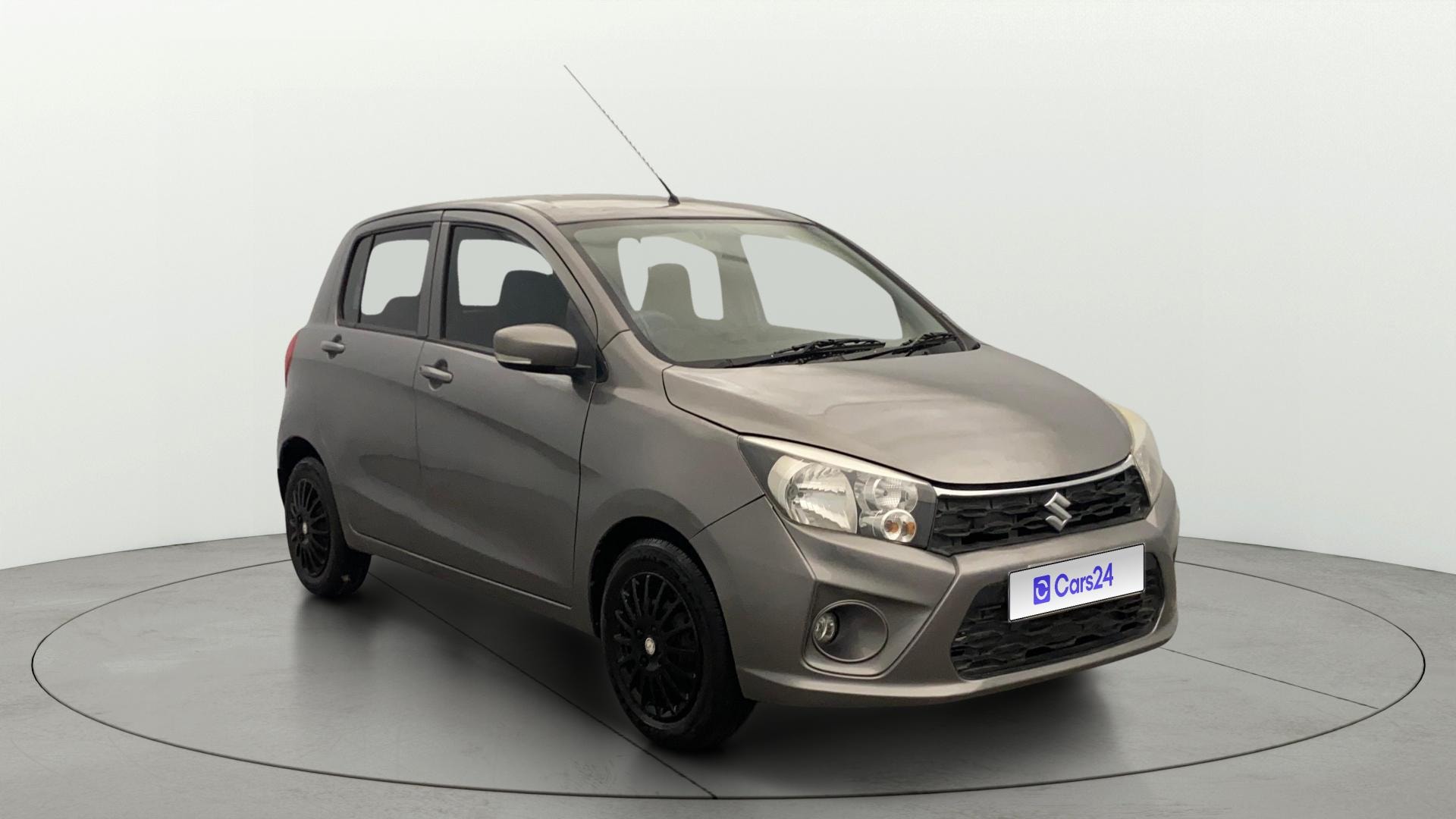 View 2018 Maruti Suzuki 1000 Base Variant Image 35 Used 2018 Maruti Suzuki 1000 Base Variant Image 35