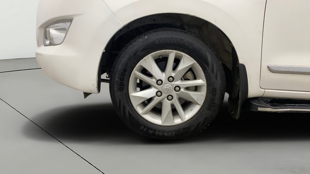 View Toyota Innova Crysta Image 37 Used Toyota Innova Crysta Image 37