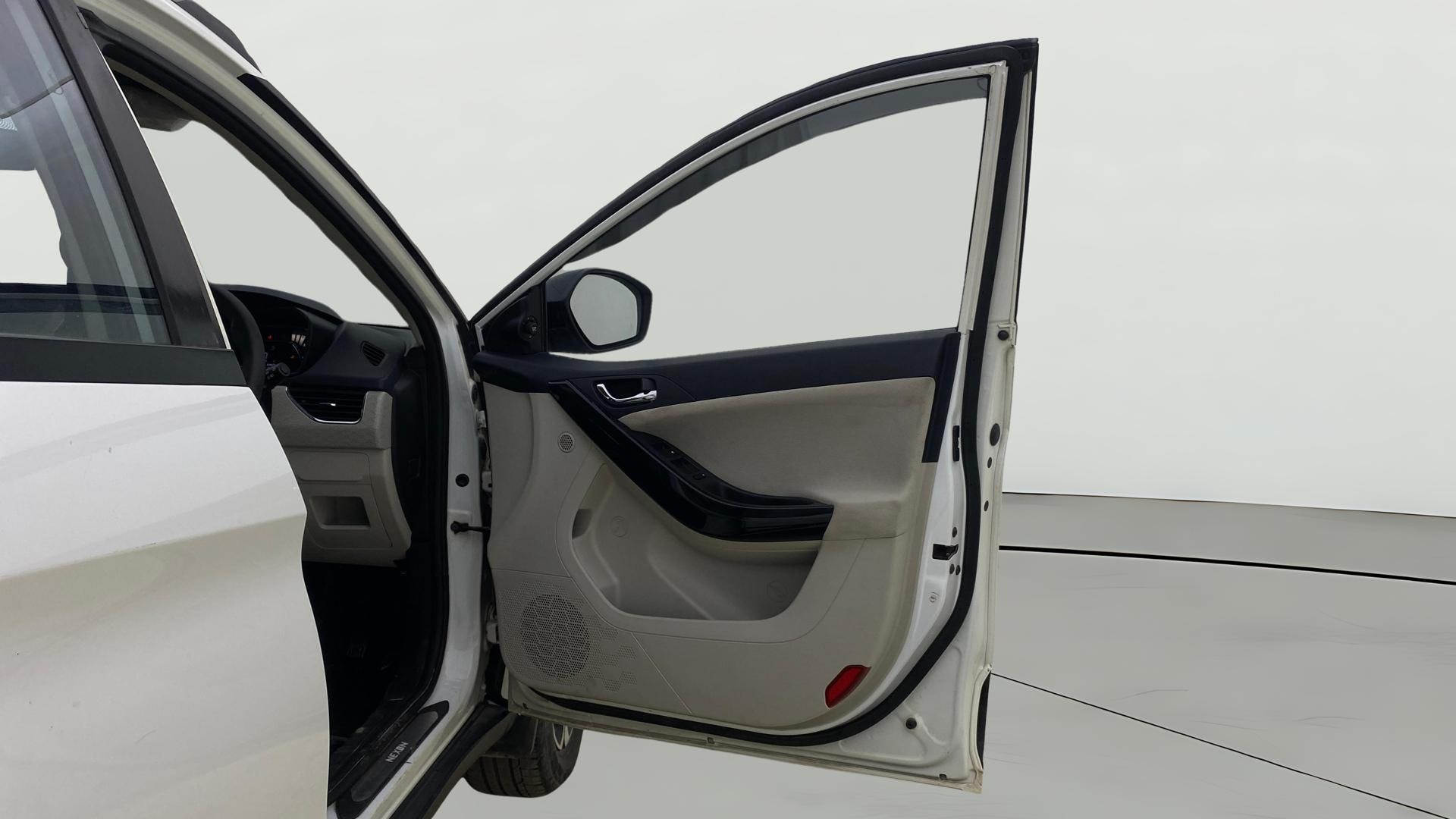 View 2023 Tata Nexon Revotron XE Image 46 Used 2023 Tata Nexon Revotron XE Image 46