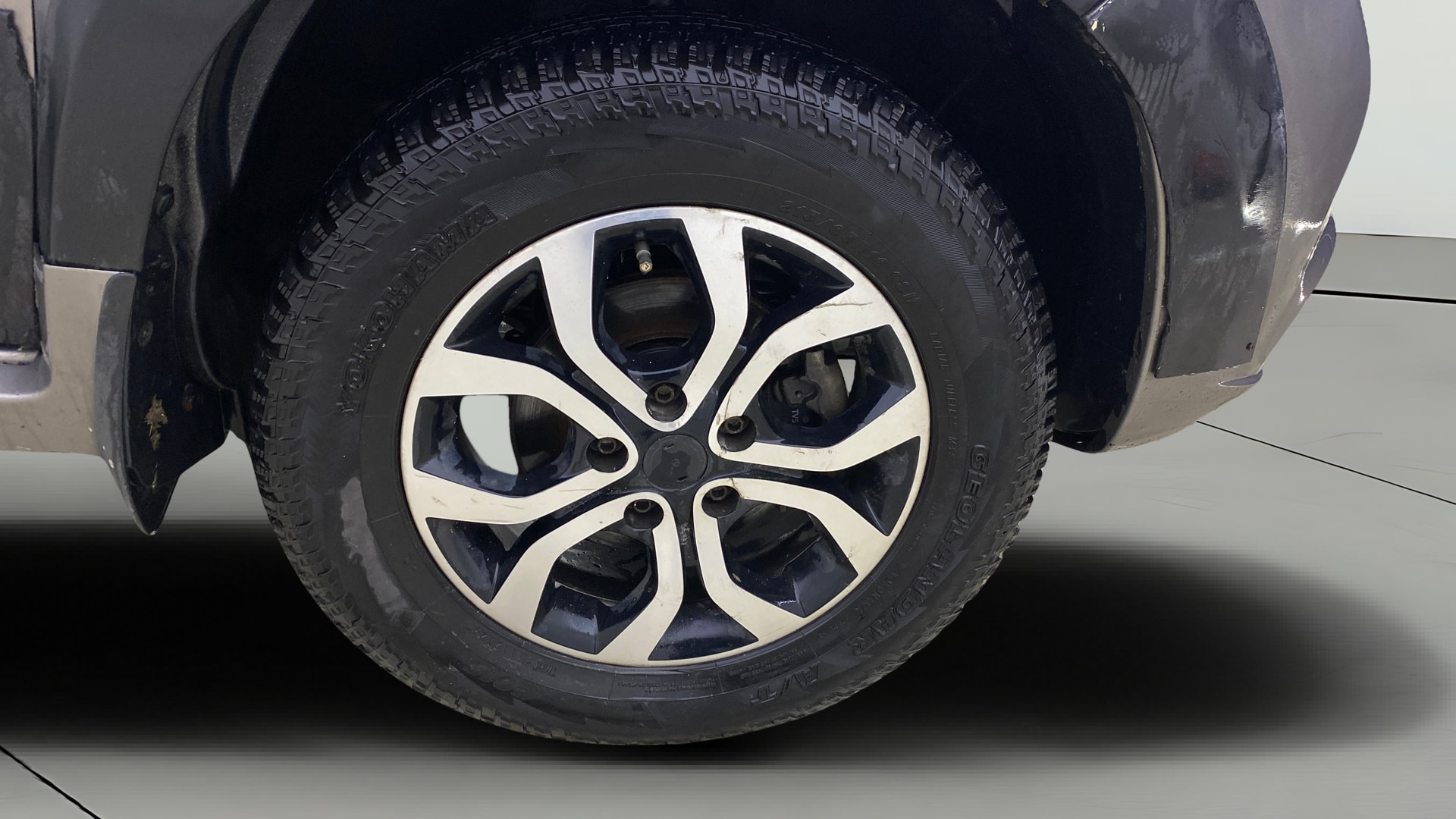View 2019 Nissan Terrano XLD Plus 85PS Image 39 Used 2019 Nissan Terrano XLD Plus 85PS Image 39