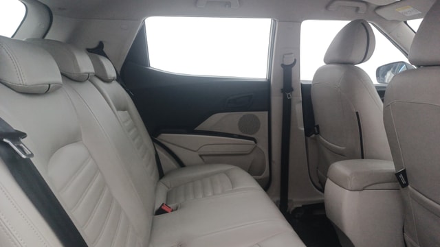 View Mahindra XUV300 Image 28 Used Mahindra XUV300 Image 28