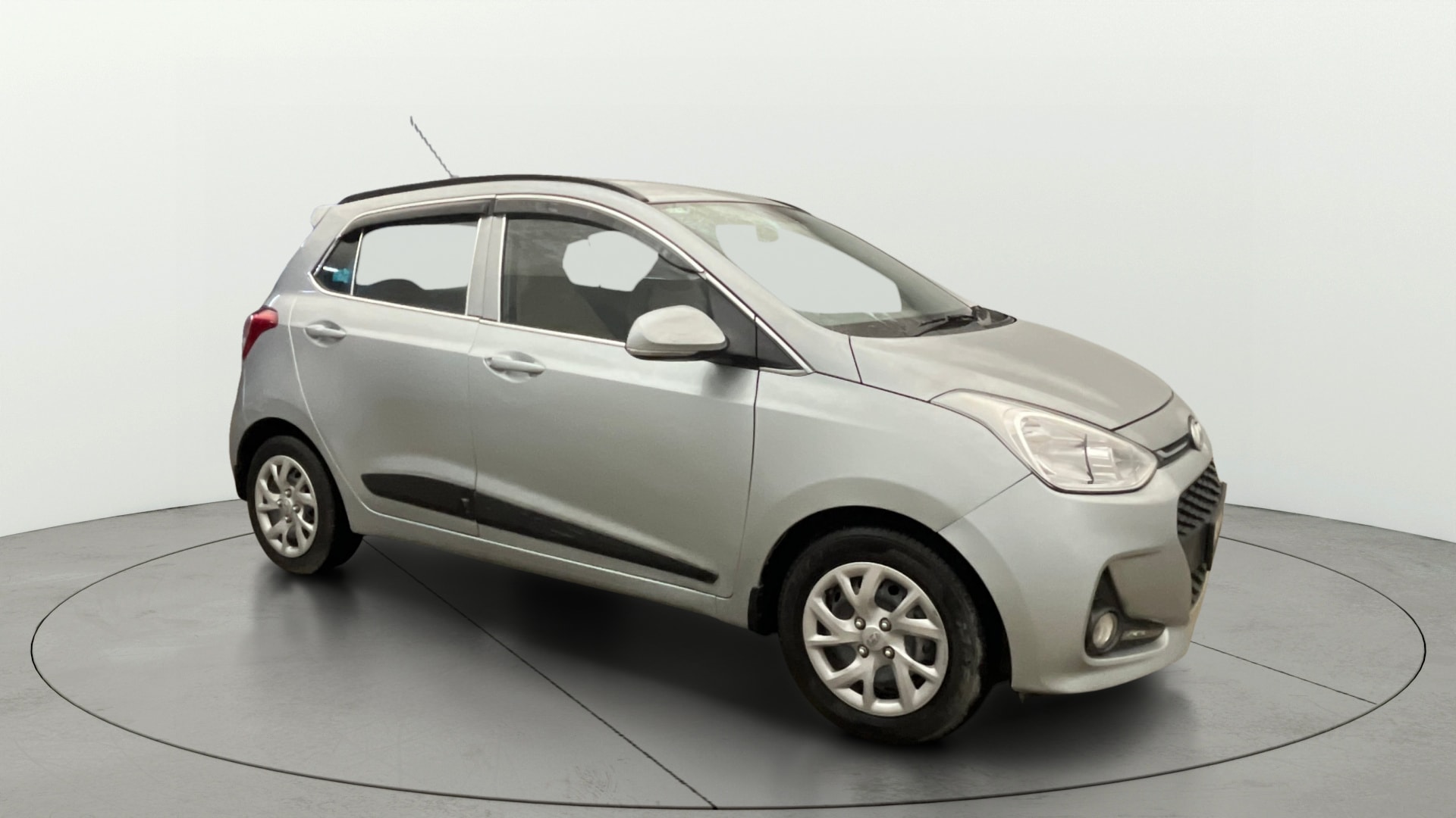 View 2019 Hyundai Grand i10 Sportz 1.2 Kappa Image 21 Used 2019 Hyundai Grand i10 Sportz 1.2 Kappa Image 21