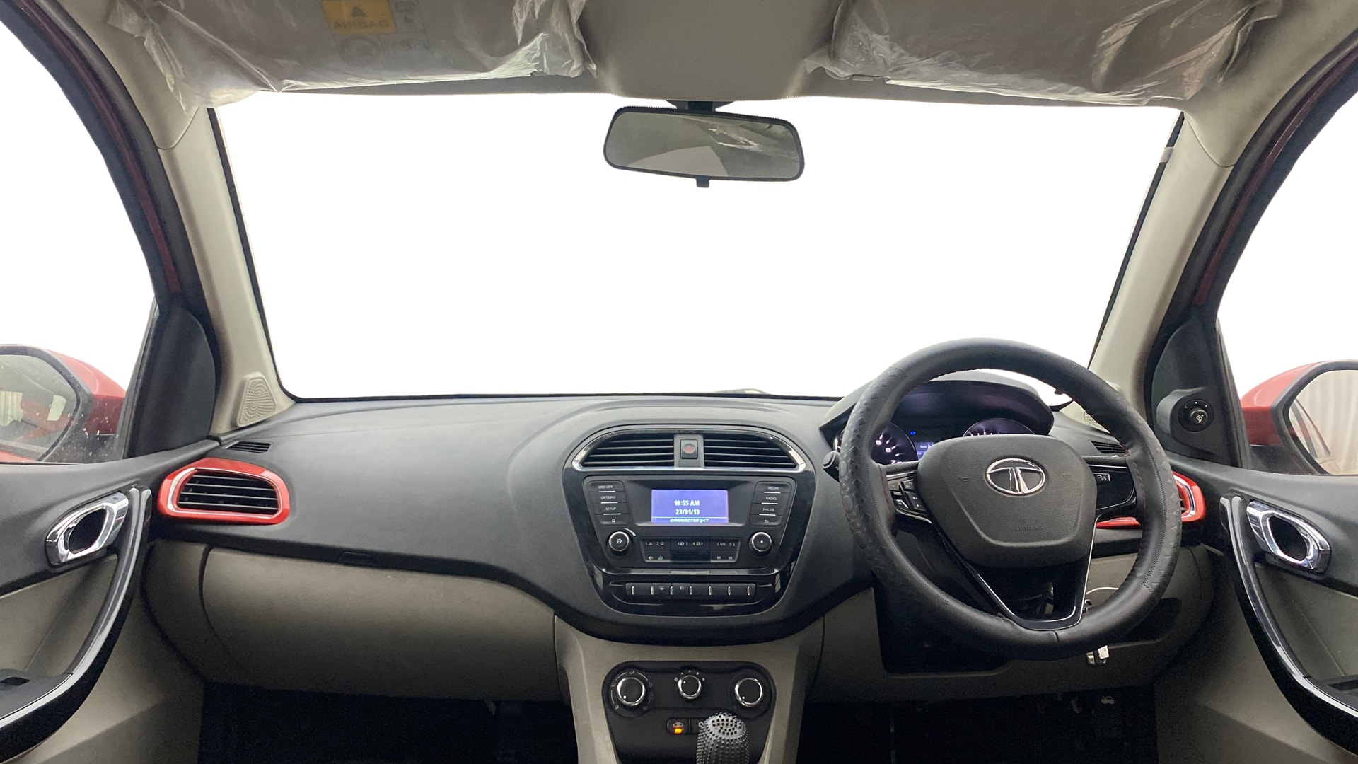 View 2018 Tata Tiago Revotorq XB Image 15 Used 2018 Tata Tiago Revotorq XB Image 15