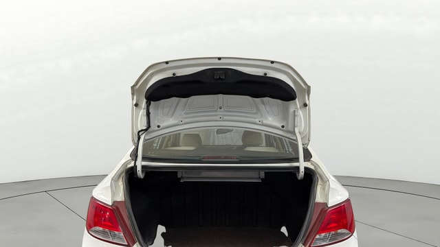 View Hyundai Verna Image 16 Used Hyundai Verna Image 16