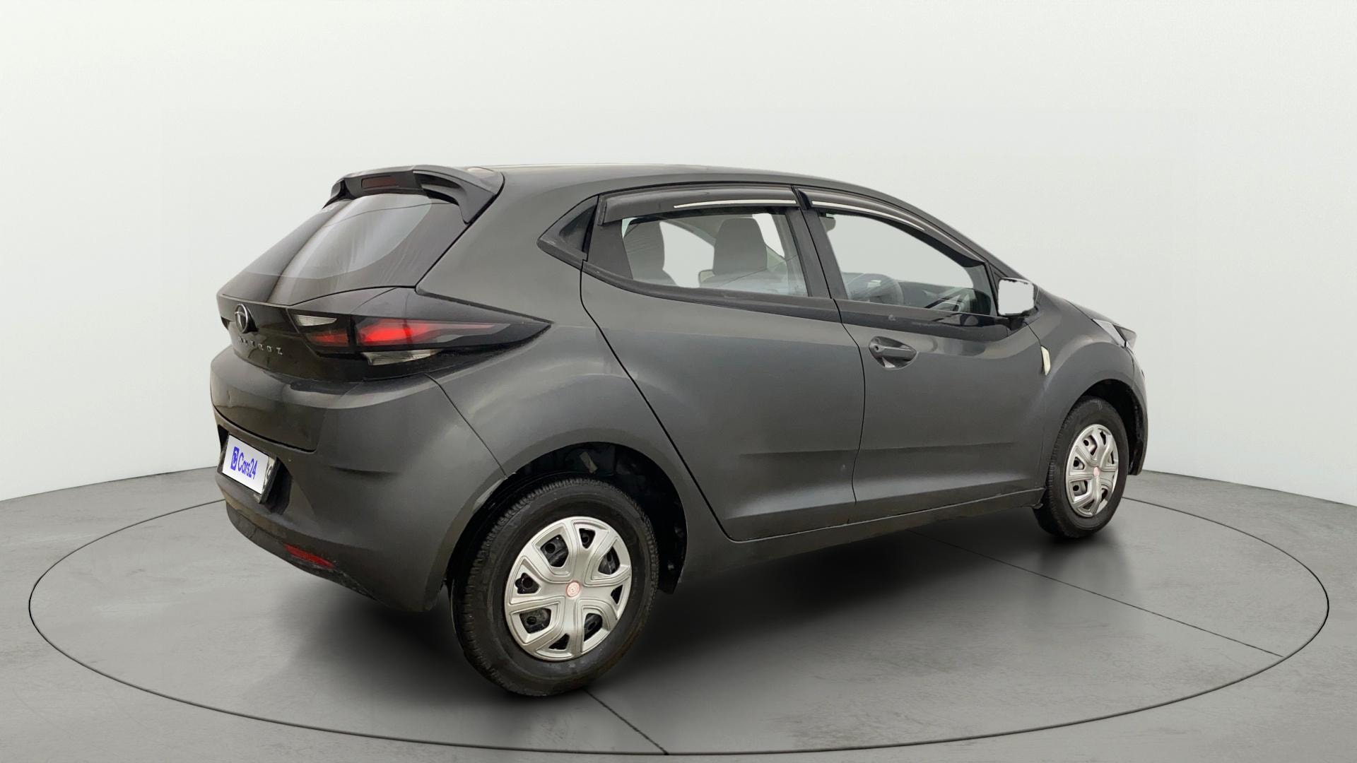 View 2023 Tata Altroz XE Petrol Image 41 Used 2023 Tata Altroz XE Petrol Image 41