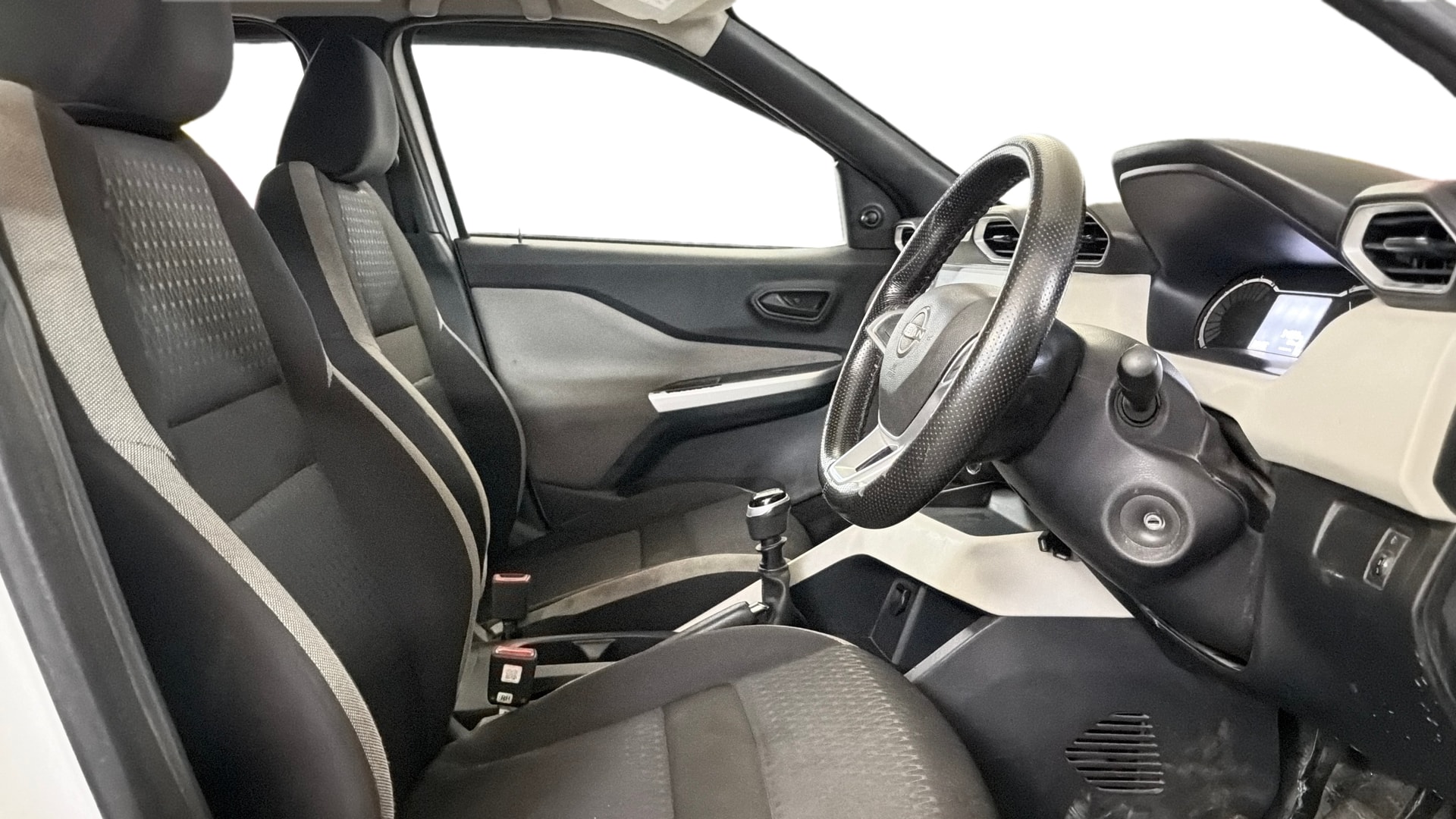 View 2022 Nissan Magnite XE Image 26 Used 2022 Nissan Magnite XE Image 26