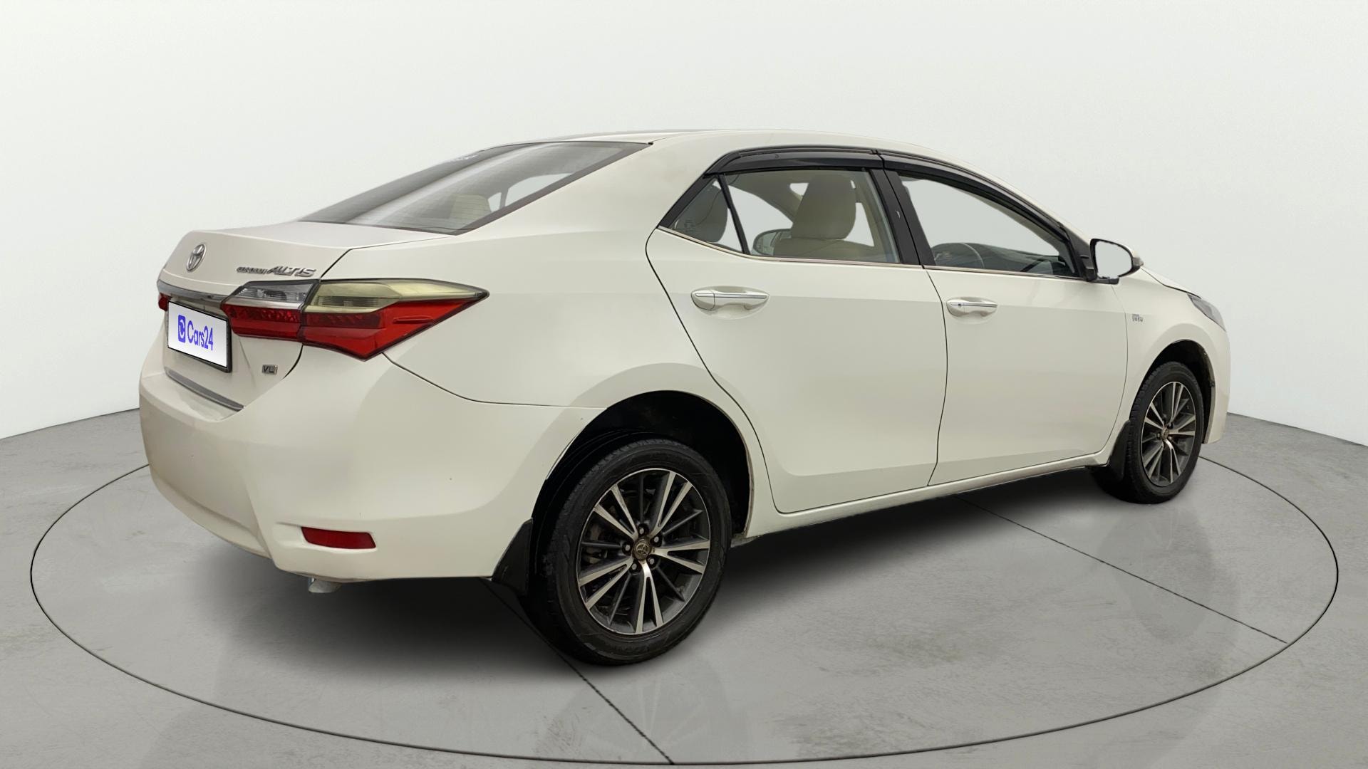 View 2017 Toyota Corolla Altis 1.8 VL AT Image 44 Used 2017 Toyota Corolla Altis 1.8 VL AT Image 44