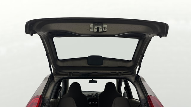 View Datsun Redi GO Image 16 Used Datsun Redi GO Image 16