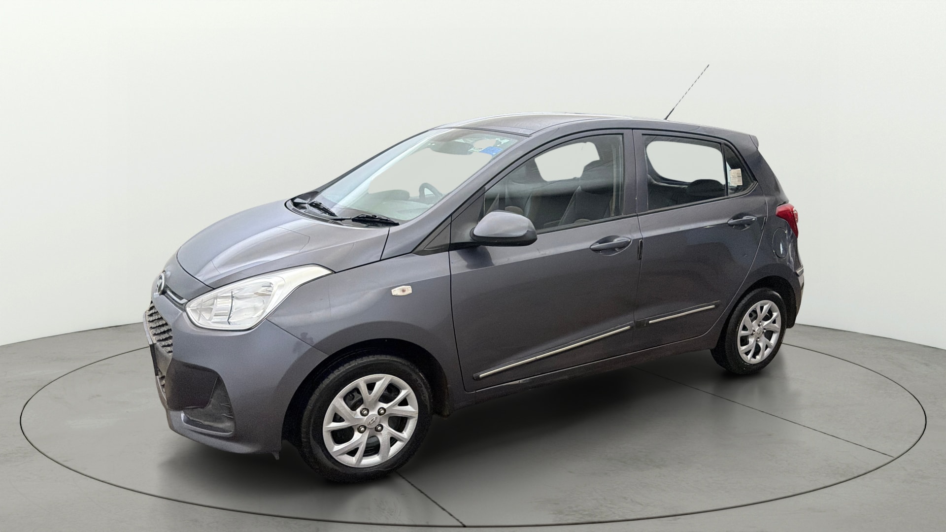 Used 2018 Hyundai Grand i10 Used 2018 Hyundai Grand i10