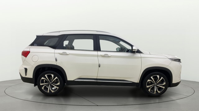View MG Hector Plus Image 29 Used MG Hector Plus Image 29