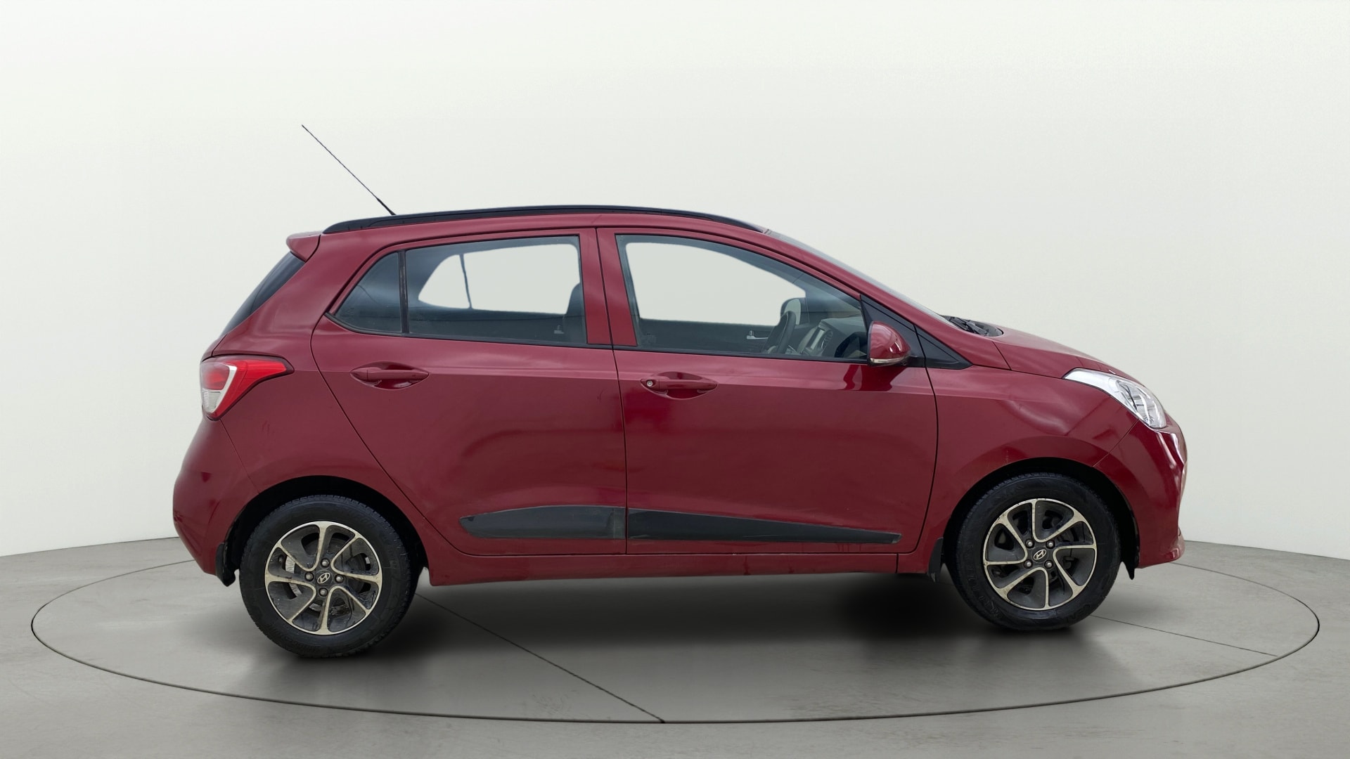 Used 2017 Hyundai Grand i10 Used 2017 Hyundai Grand i10