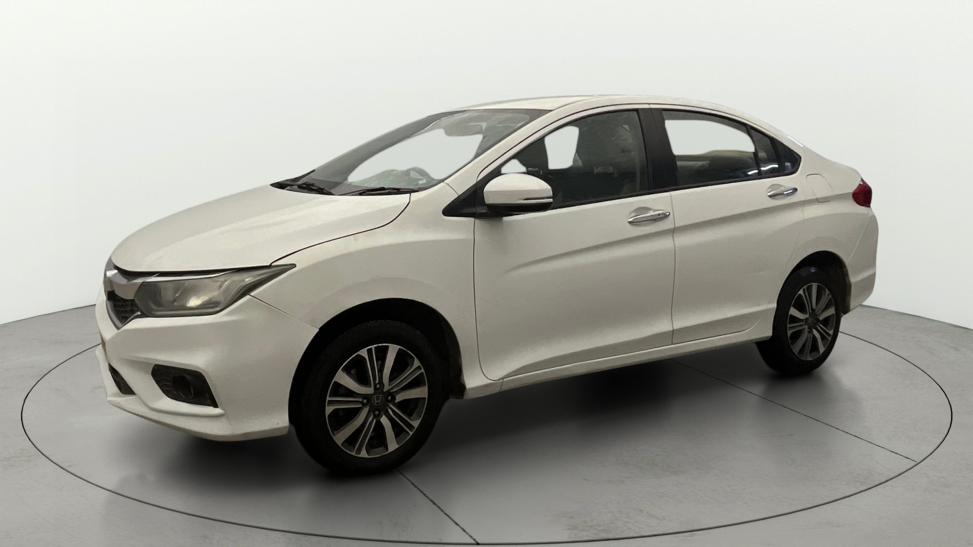 View 2017 Honda City ZX MT Diesel Anniversary Edition Image 22 Used 2017 Honda City ZX MT Diesel Anniversary Edition Image 22