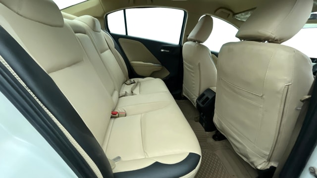 View Honda City Image 35 Used Honda City Image 35